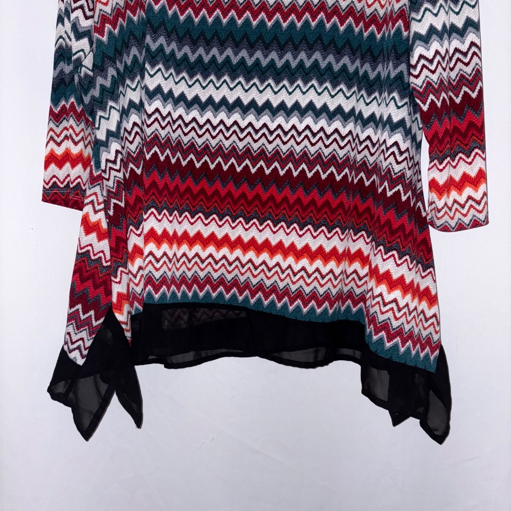 Cato 3/4 Sleeve Abstract Blouse - Picture 4 of 8